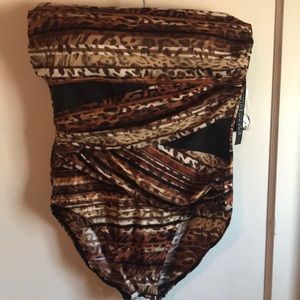 Miracle brand Dream Suit swimsuit size 14